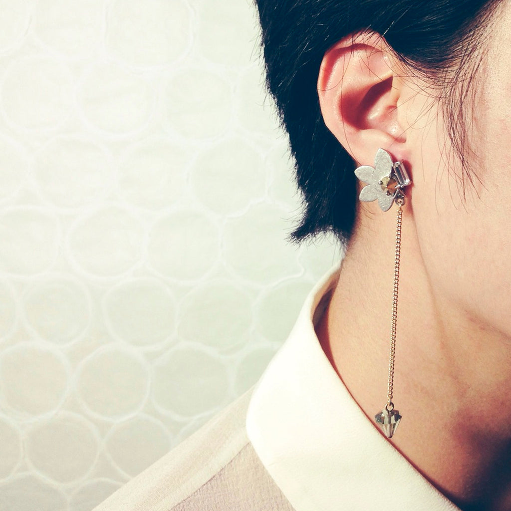 Aksama Long Chain Earrings